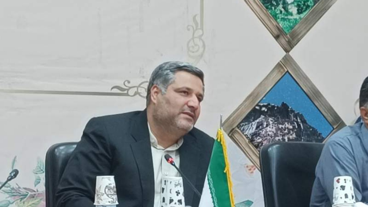 کلنگ‌زنی بزرگ‌ترین سالن ورزشی بانوان استان در سراوان