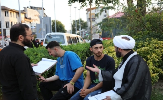 حرکت جهادی برای آسیب شناسی خانواده/ اینجا طلاب میدان داری می کنند حرکت جهادی برای آسیب شناسی خانواده/ اینجا طلاب میدان داری می کنند