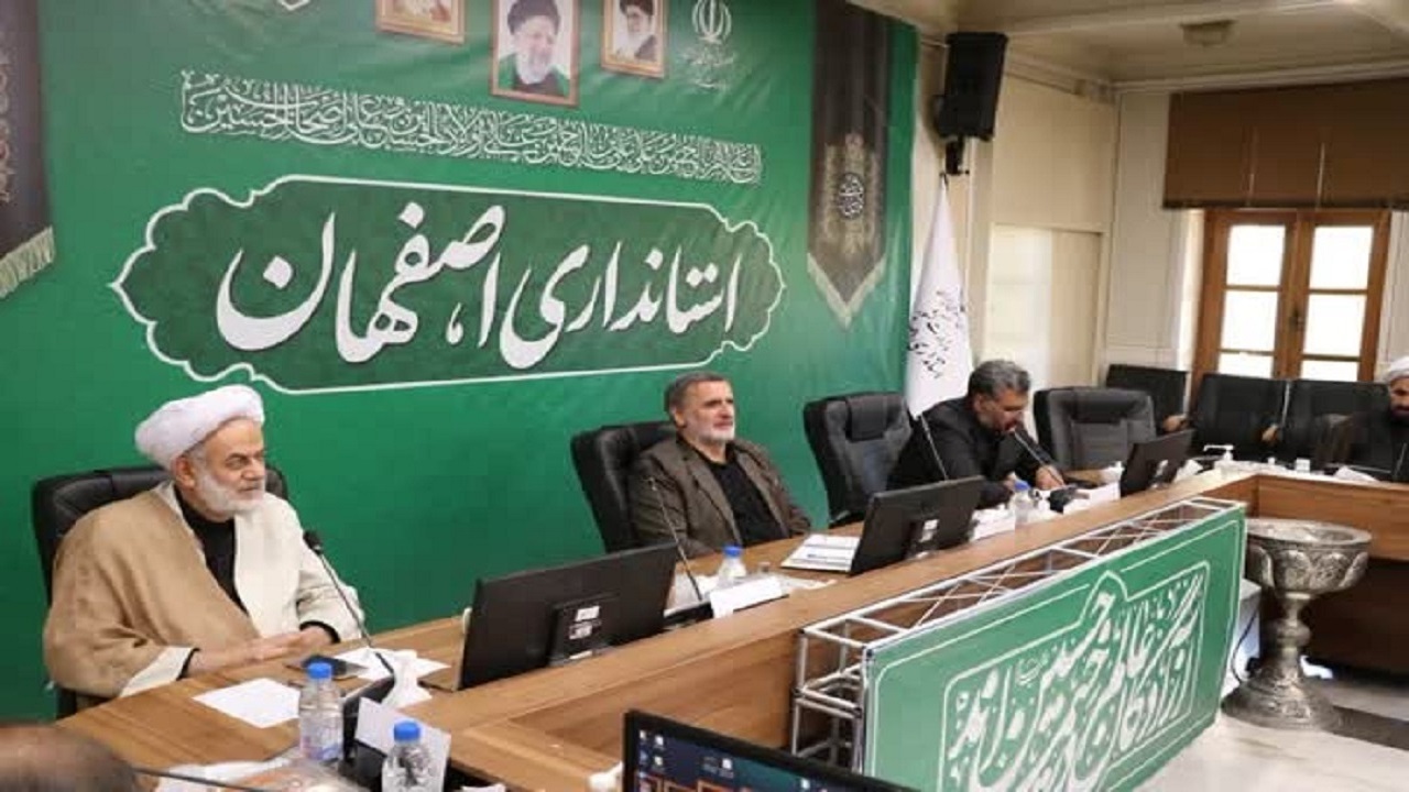 حضور نیازمندان اصفهانی در راهپیمایی اربعین با اجرای پویش نذر زائر