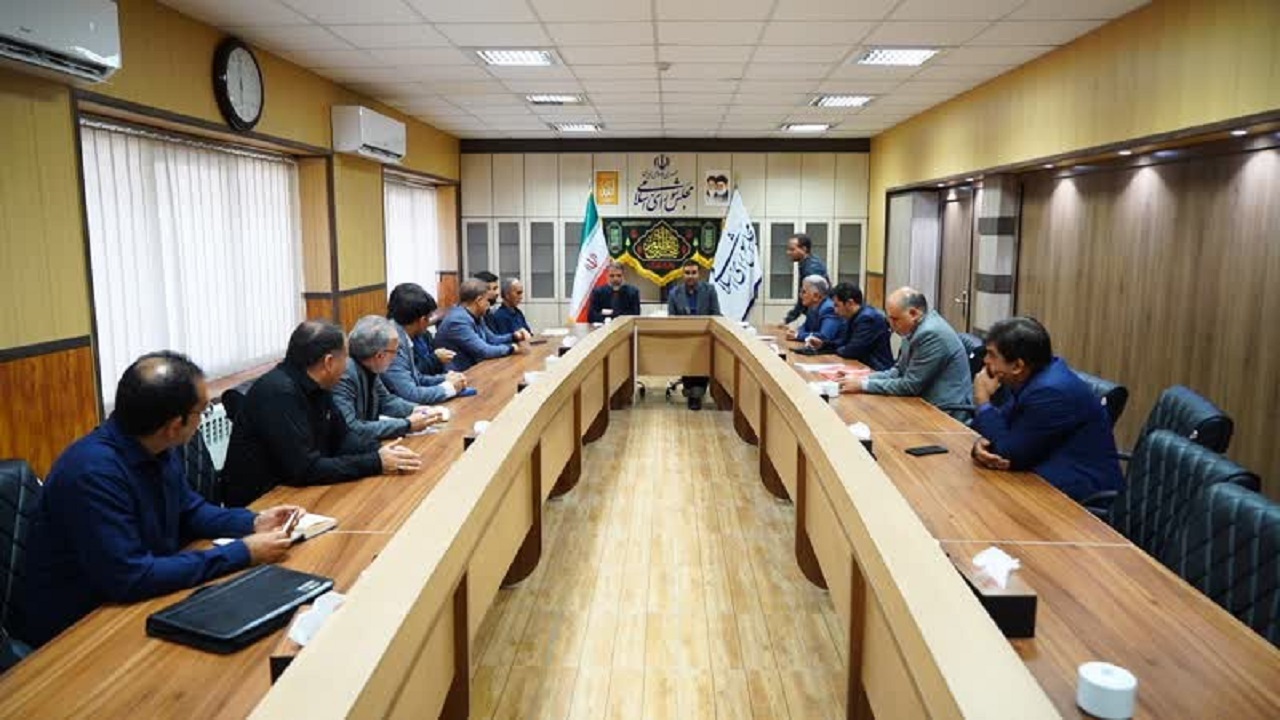 پیگیری تامین آب شرب شهرستان اردکان