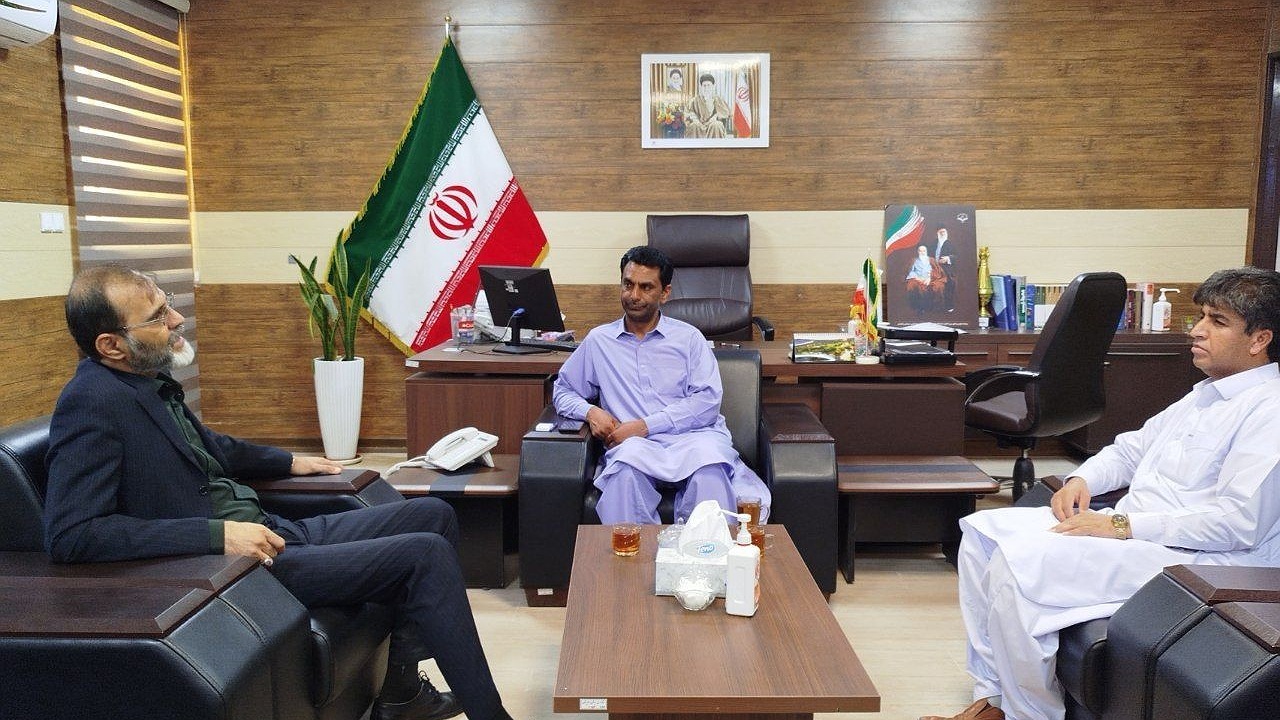 فضای مجازی یکی از دلایل کاهش استقبال از کتابخانه‌ها