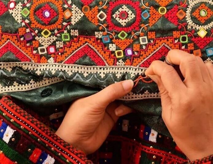 رنج و ظرافت در هنر دستِ بانوان سیستان و بلوچستان