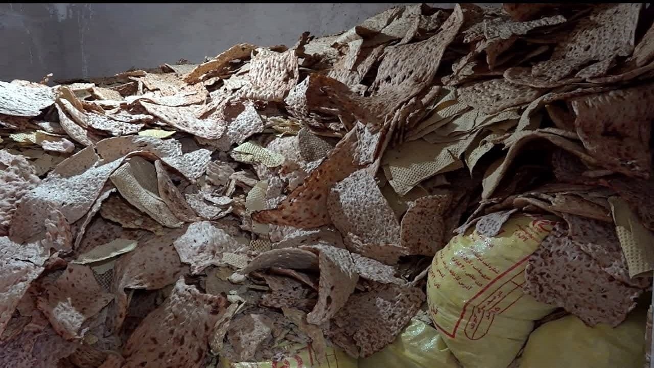 کشف ۵ تن نان خشک در بیرجند