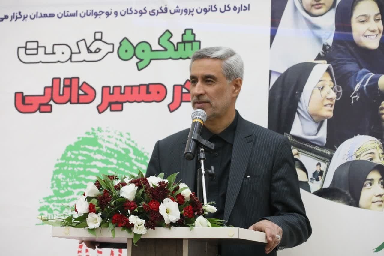 مشارکت نوجوانان رأی اولی در سرنوشت کشور با حضور در انتخابات
