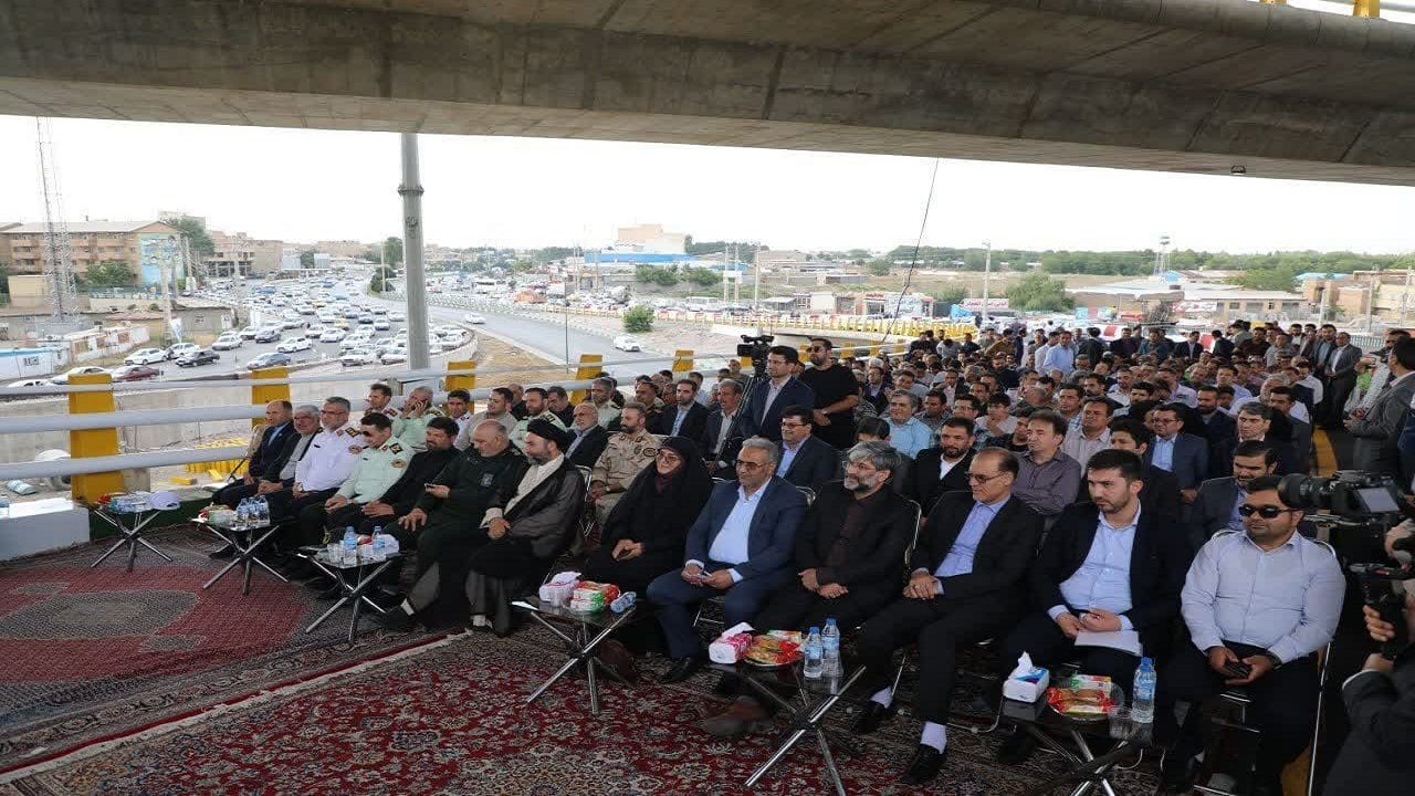 افتتاح بخشی از تقاطع چهار سطحه آذربایجان ارومیه