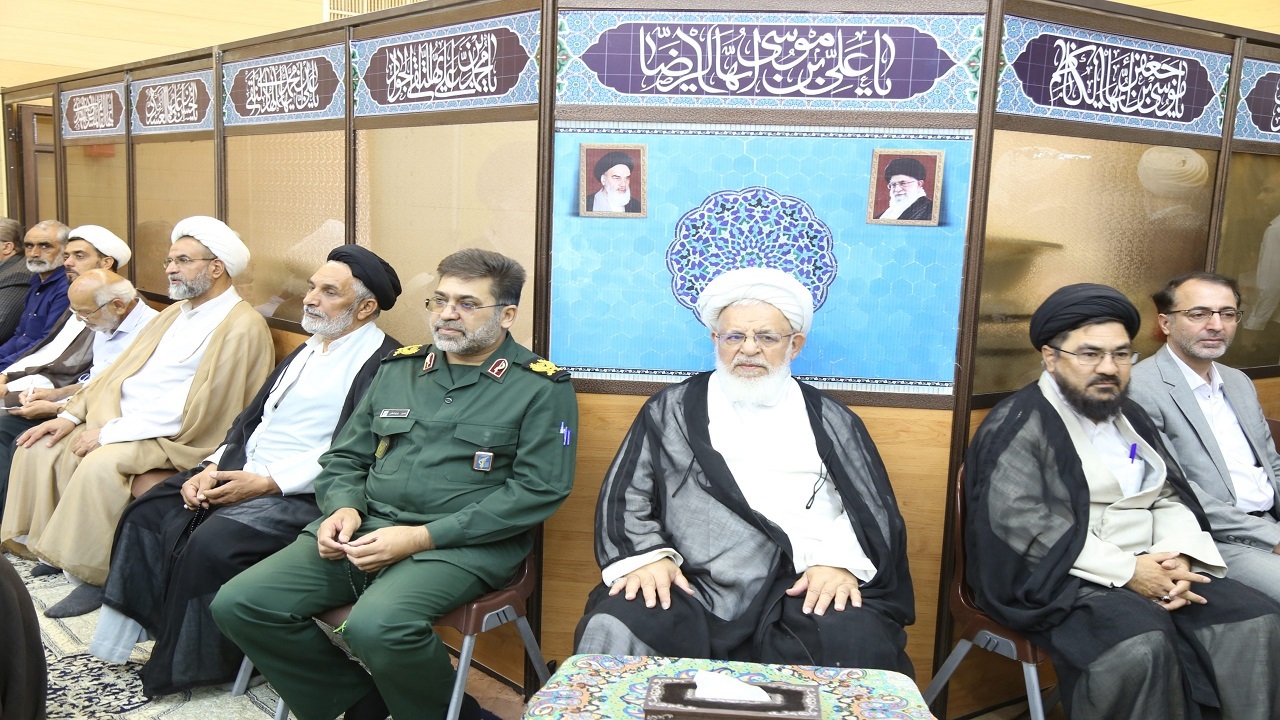 برگزاری مراسم جشن عید غدیر در دفتر امام جمعه یزد+تصویر