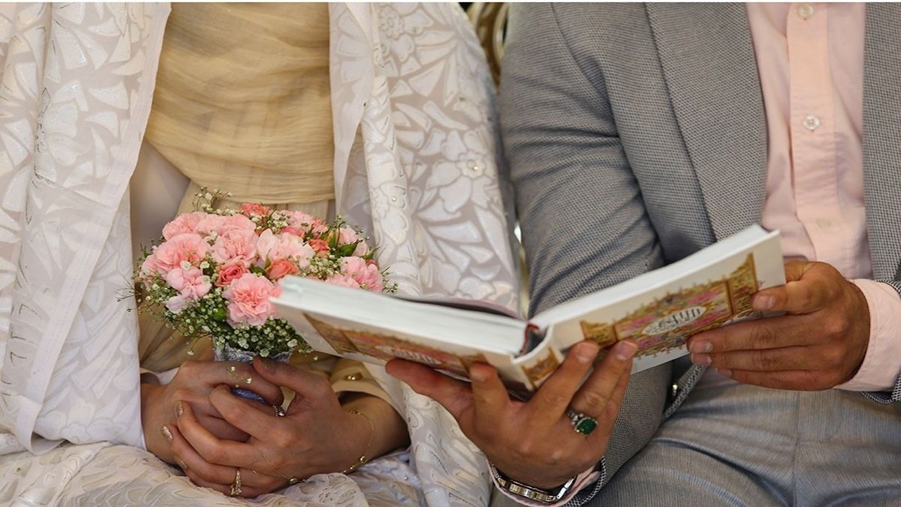 پیوند آسمانی ۱۱۰ زوج جوان در حرم مطهر بانوی کرامت