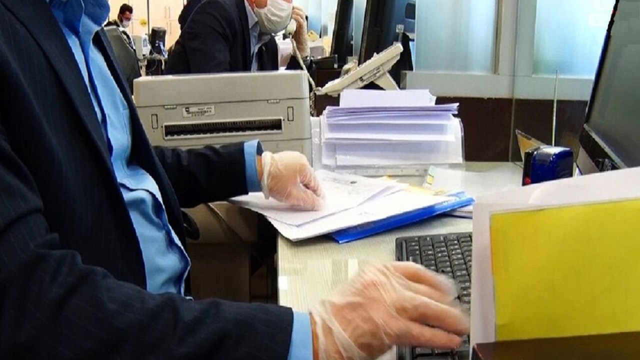 کارکنان شرکتی مخابرات همچنان در انتظار تبدیل وضعیت