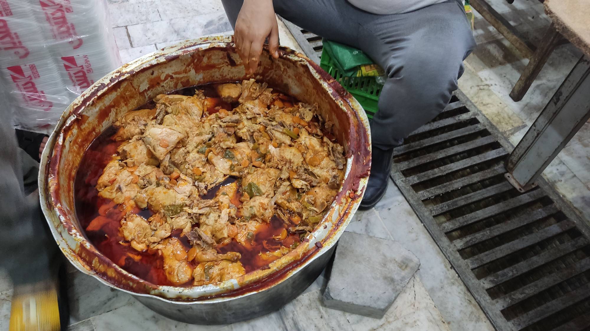 پخت غذای نذری