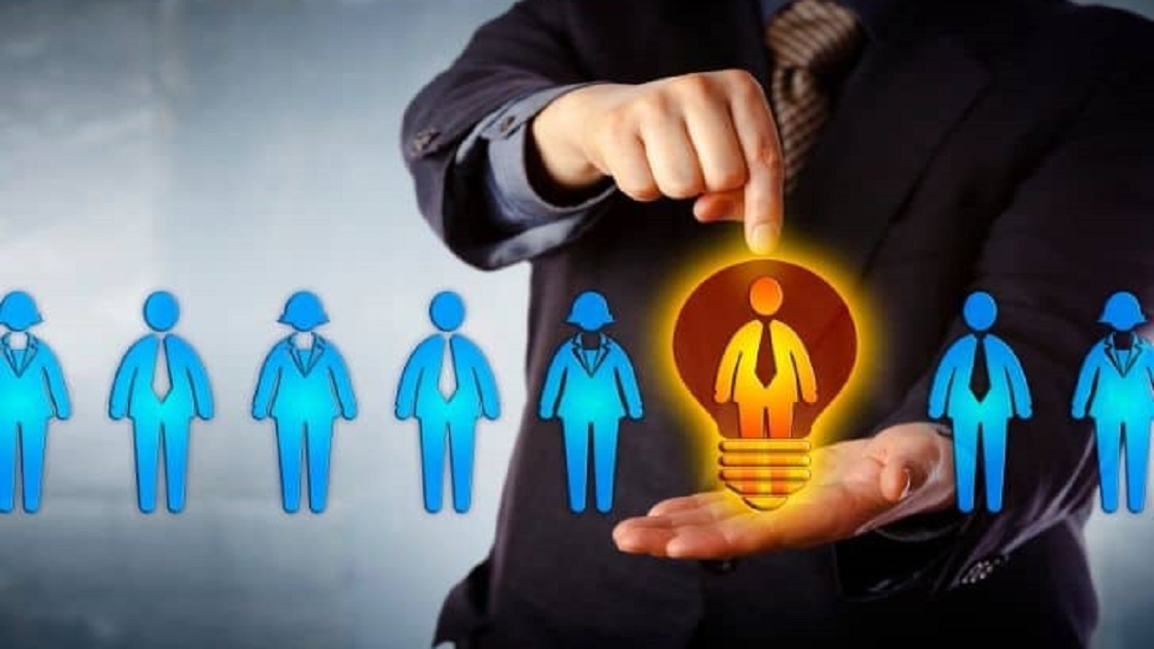 چند ویژگی یک انسان اصلح برای مدیریت جامعه + فیلم