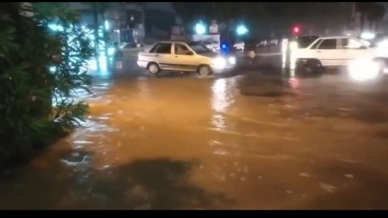 آبگرفتگی معابر و خیابان‌ها مناطق مختلف گیلان