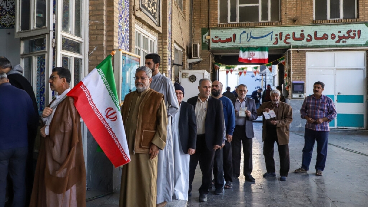 موقعیت حساس و سرنوشت ساز انتخابات، برگ زرین و تاریخ سازی است