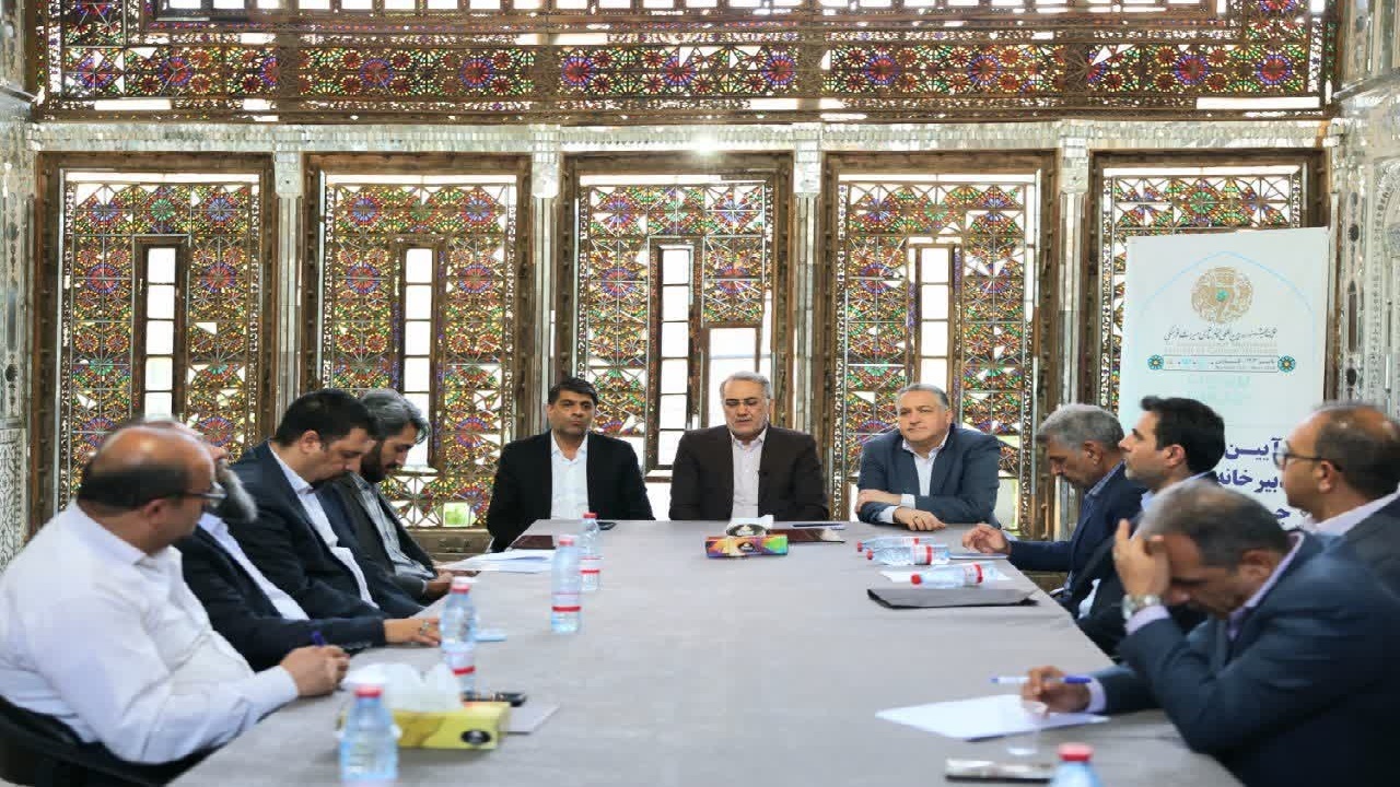 فارس ظرفیت بسیار عظیمی در حوزه فرهنگی و تمدنی سرزمین ما دارد