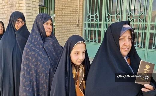 آغاز رأی گیری انتخابات ریاست جمهوری در شهرستان&zwnj;های استان یزد+عکس