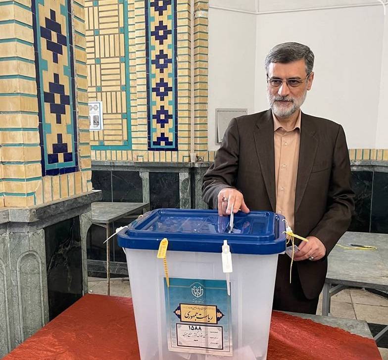آغاز رای&zwnj;گیری انتخابات ریاست&zwnj;جمهوری چهاردهم
