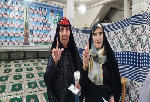 حضور مردم لرستان در شعب اخذ رای انتخابات