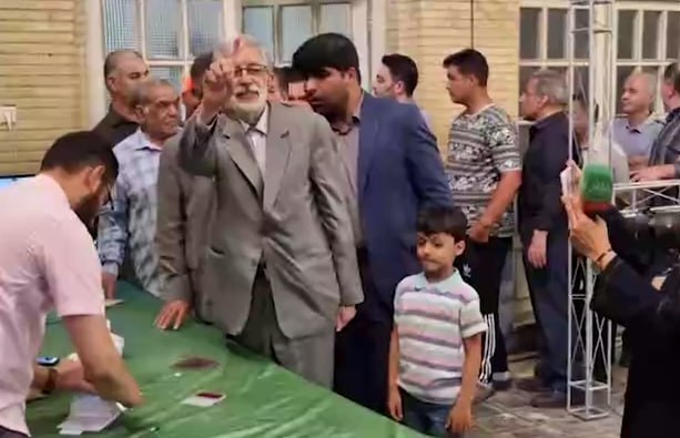 آغاز رای&zwnj;گیری انتخابات ریاست&zwnj;جمهوری چهاردهم