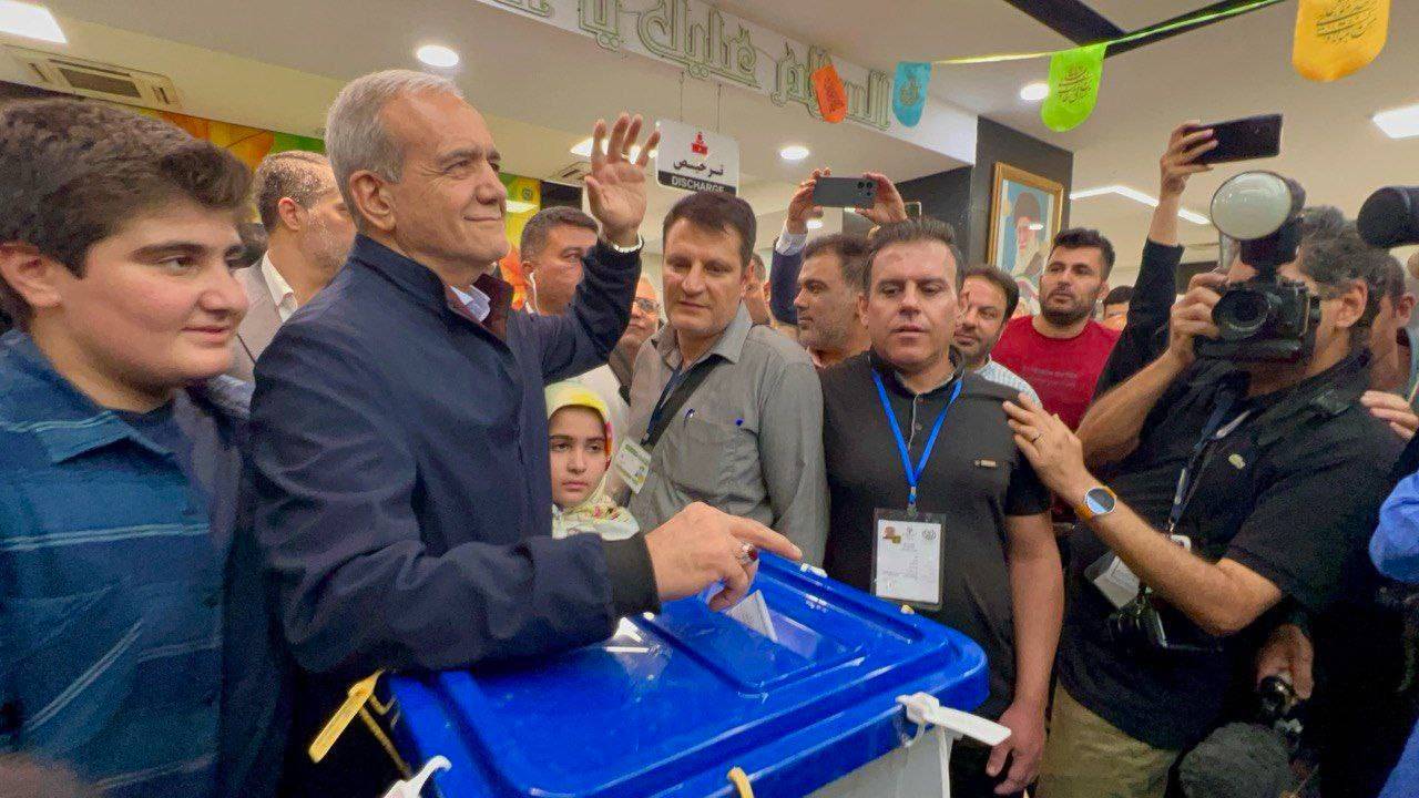 آغاز رای&zwnj;گیری انتخابات ریاست&zwnj;جمهوری چهاردهم