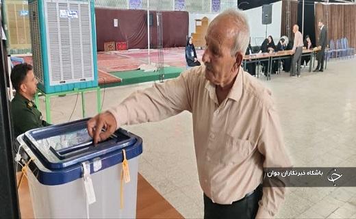 آغاز رأی گیری انتخابات ریاست جمهوری در شهرستان&zwnj;های استان یزد+عکس