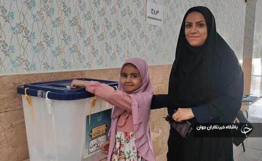 آغاز رأی گیری انتخابات ریاست جمهوری در شهرستان&zwnj;های استان یزد+عکس