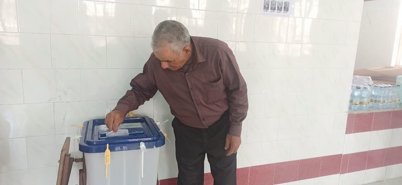 انتخابات  در تمامی شعب اخذ رای در حال انجام است
