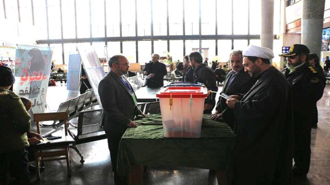 استقرار شعب اخذ رأی در فرودگاه‌ها و ایستگاه‌های راه‌آهن