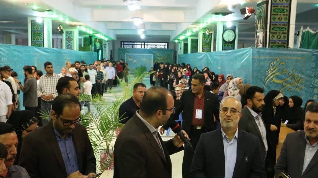 بازدید میدانی استاندار کرمان از شعب أخذ رأی شهر کرمان