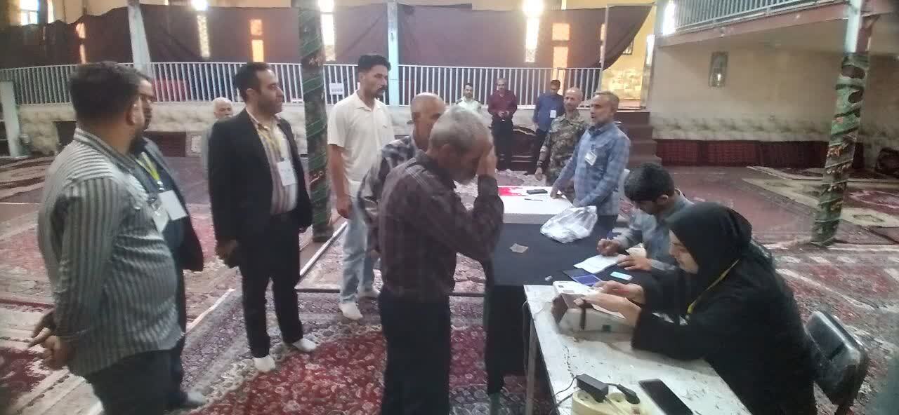 حضور پرشور مردمی در انتخابات