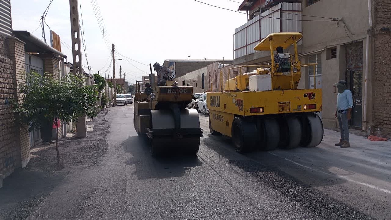 آسفالت ۳۸ هزار و ۴۰۰ مترمربع از معابر شهر کرمان