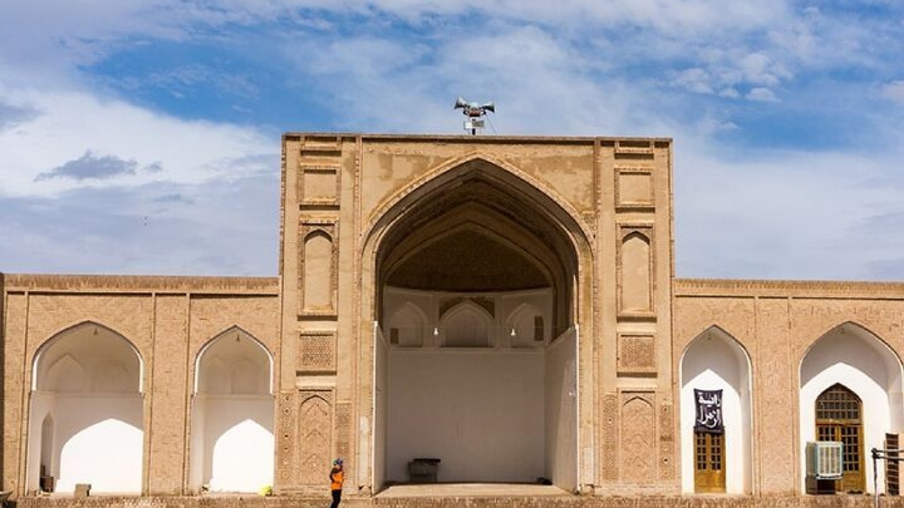 آغاز مرمت مسجد جامع قصبه گناباد