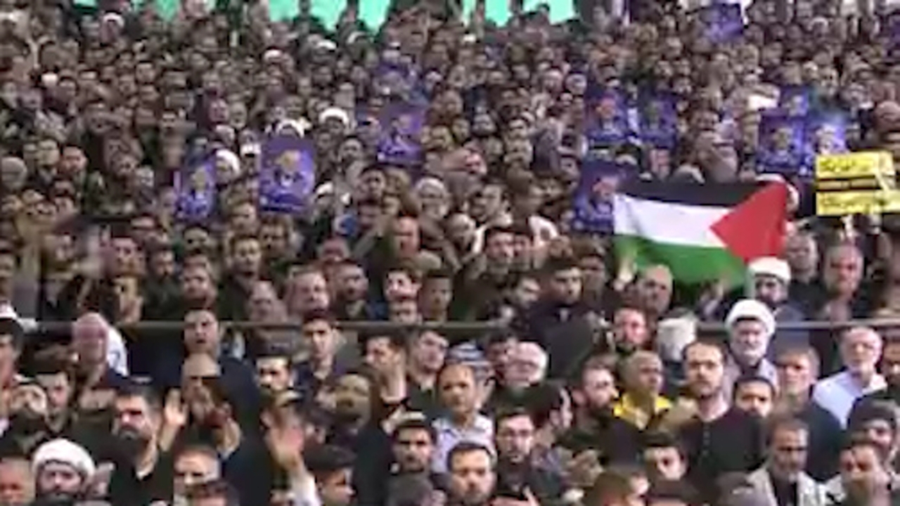 ورود پیکر شهید هنیه به دانشگاه تهران + فیلم
