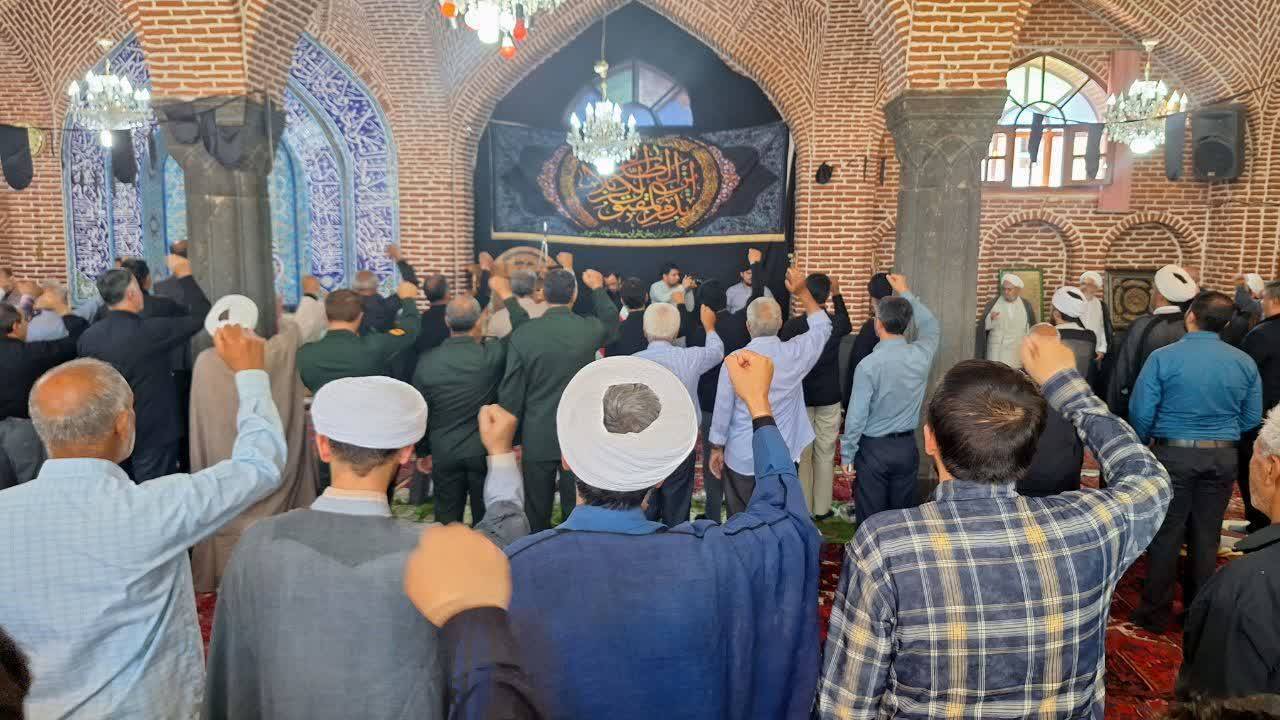 حضور گسترده مردم خوی در مراسم بزرگداشت اسماعیل هنیه