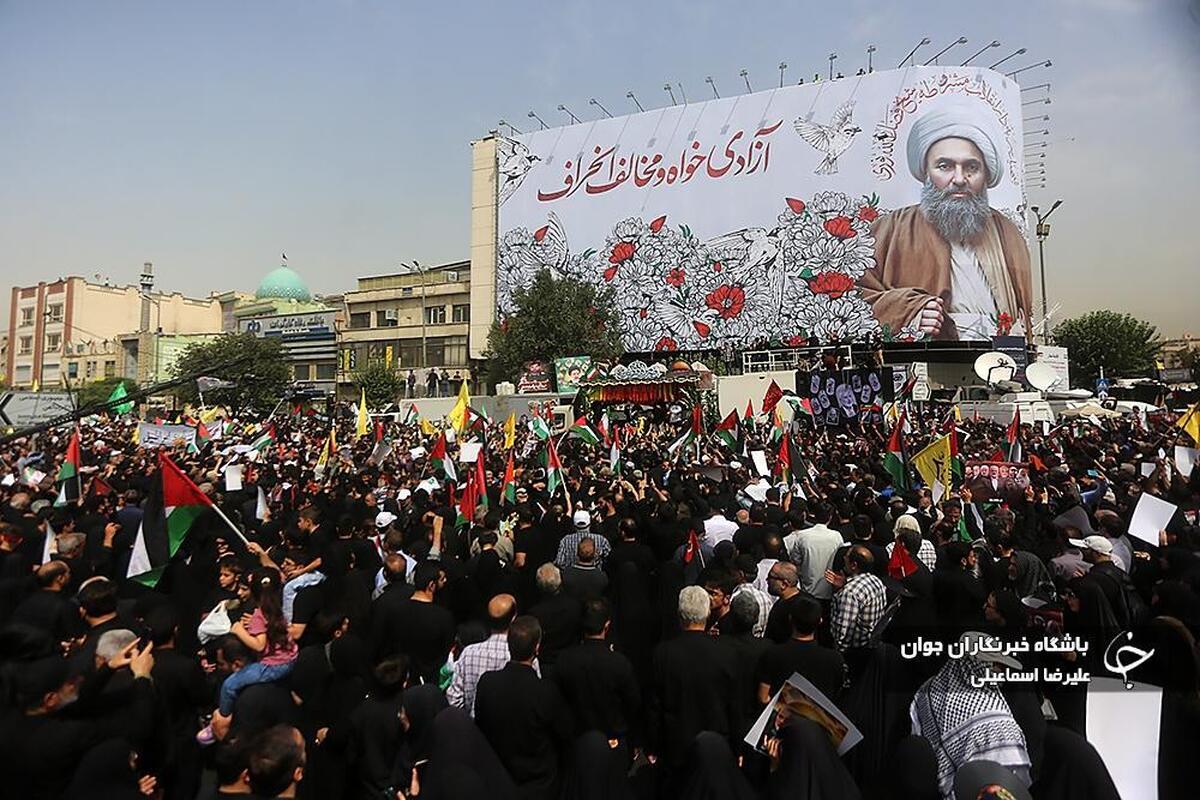 مراسم تشییع پیکر پاک شهدای گمنام دفاع مقدس در تهران