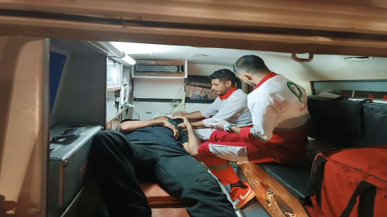 وقوع حادثه رانندگی در محور سامان به شهرکرد پنج مصدوم برجای‌ گذاشت