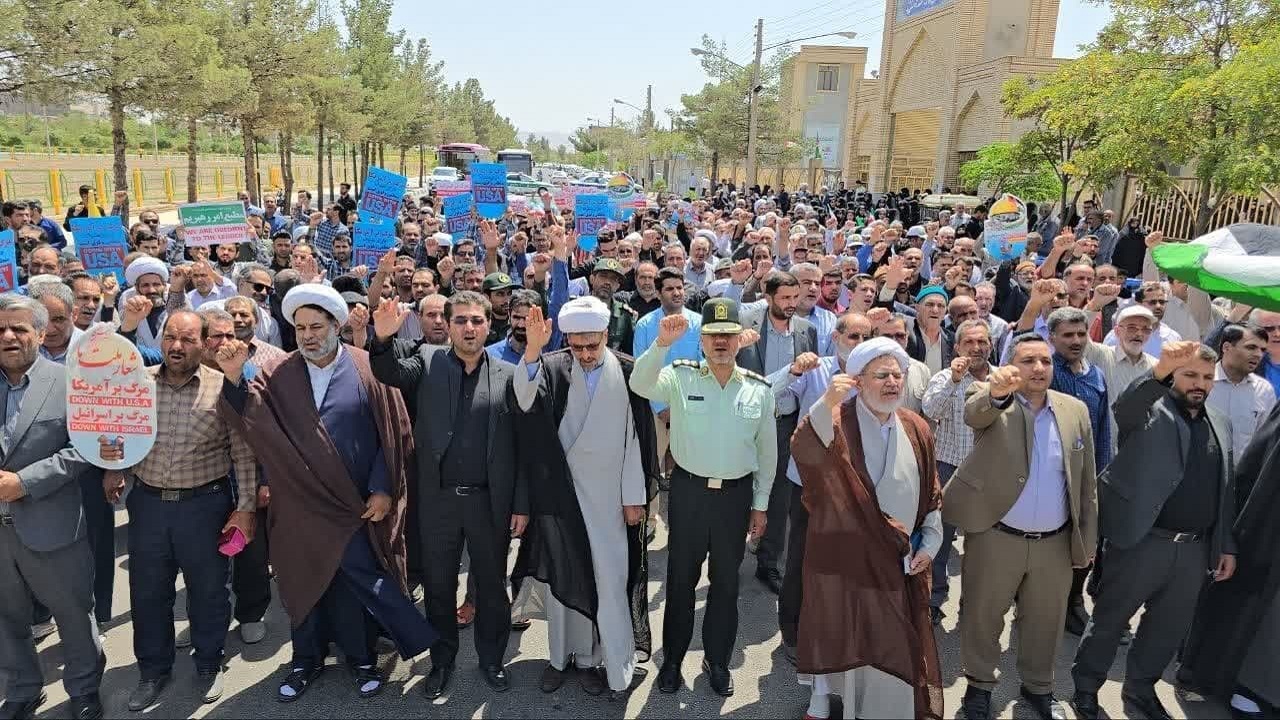 برپایی راهپیمایی جمعه‌های خشم در خراسان جنوبی + تصاویر