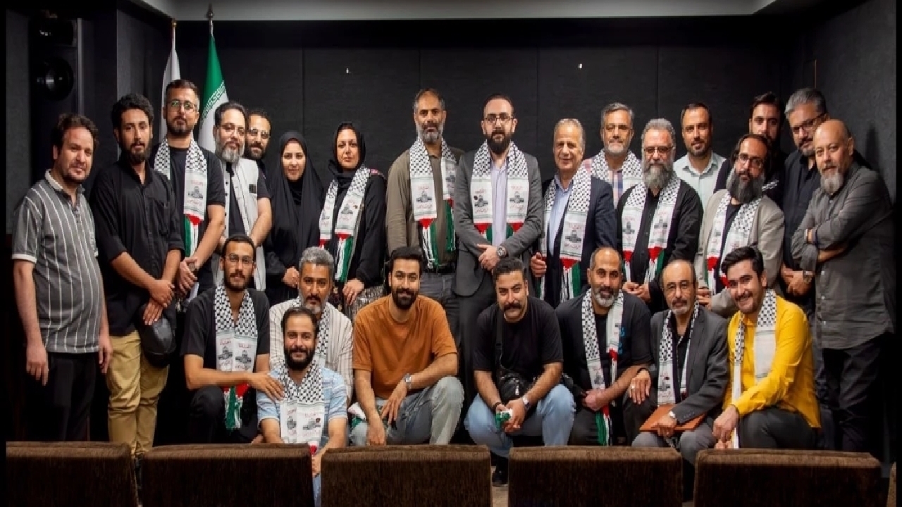 چراغ نوزدهمین جشنواره بین‌المللی تئاتر مقاومت روشن شد
