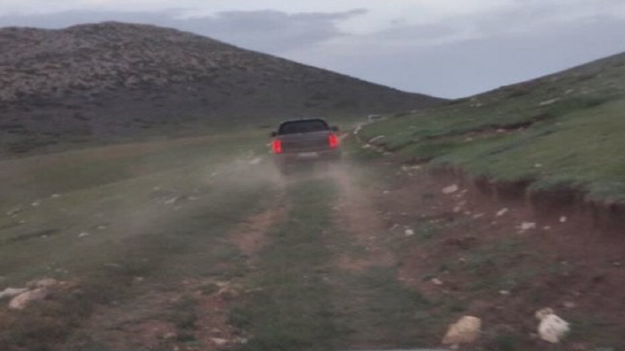 خروج خودرو‌های آفرود از اراضی جنگلی شهرستان سوادکوه