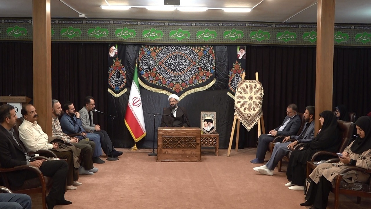 تأکید بر ایجاد قرارگاه رسانه‌ای در دیدار امام جمعه همدان با اهالی رسانه