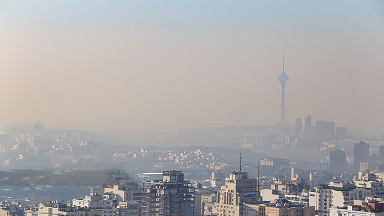 هوای تهران آلوده است