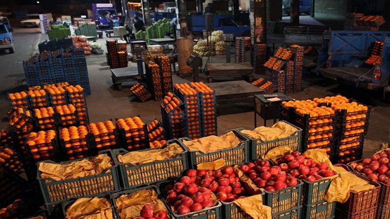 بیش از ۱۱۶ هزار تن محصولات کشاورزی از مرز مهران به عراق صادر شد