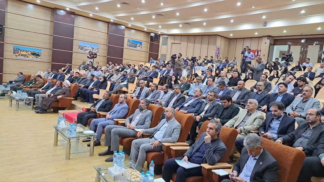 تجلیل از تولیدکنندگان برتر خراسان جنوبی