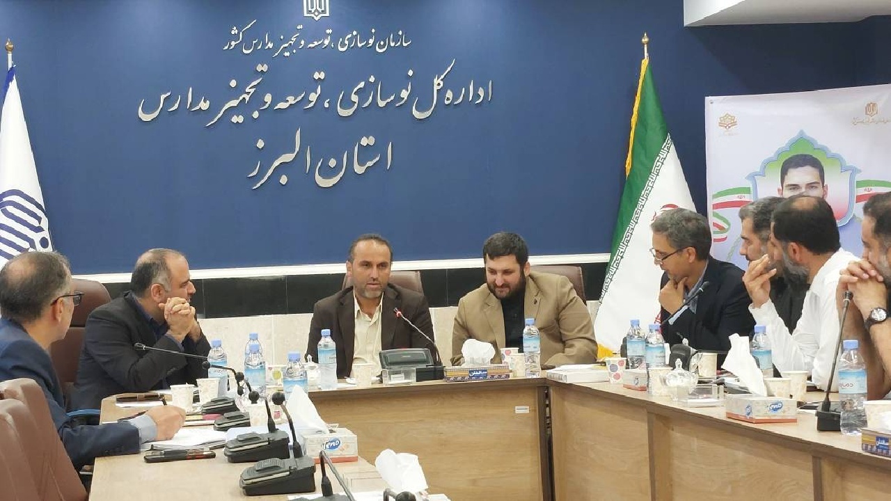 بهسازی و شاداب سازی ۱۱۰ هزار کلاس درس مناطق محروم در طرح شهید عجمیان