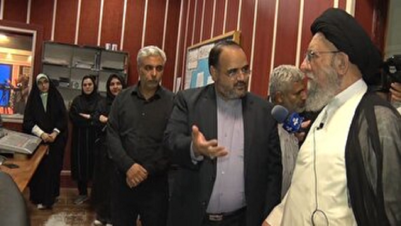 بازدید آیت الله نورمفیدی از صداو سیما به مناسبت روز خبرنگار