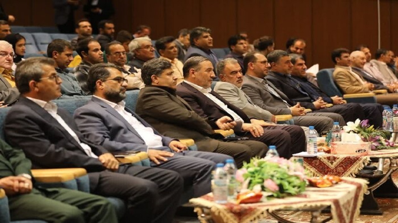 خبرنگاران ادامه‌دهنده راه و رسالت حضرت زینب(س) هستند