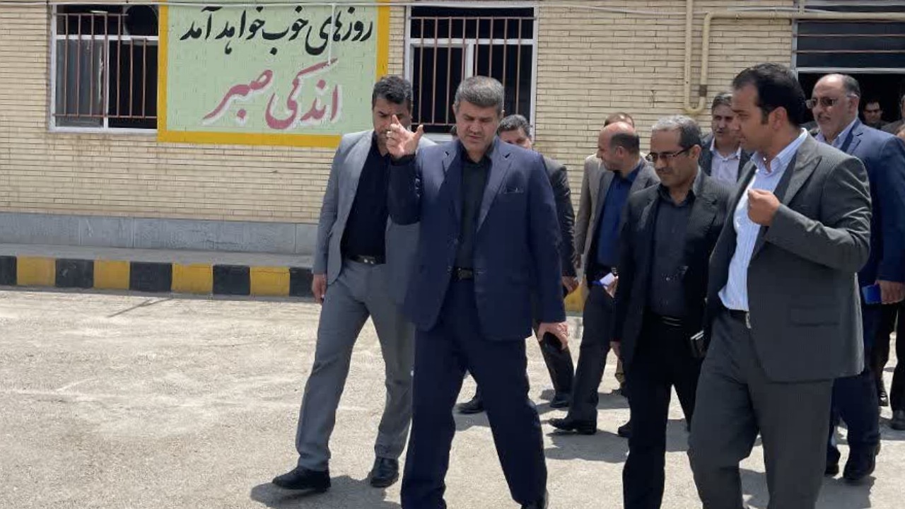 وضعیت حضور معتادان متجاهر درکرمان زیبنده شهر نیست