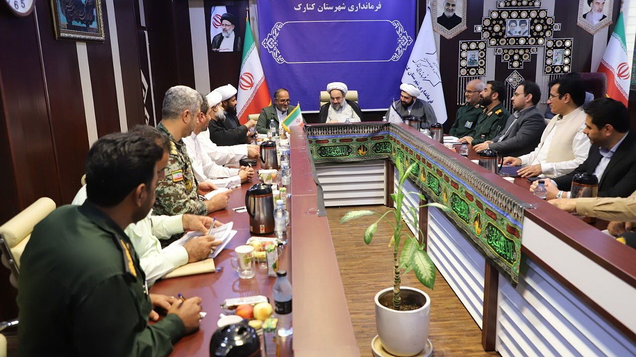 مسئولان تا آخرین روز مسئولیت در پی حل مشکلی از مردم باشند