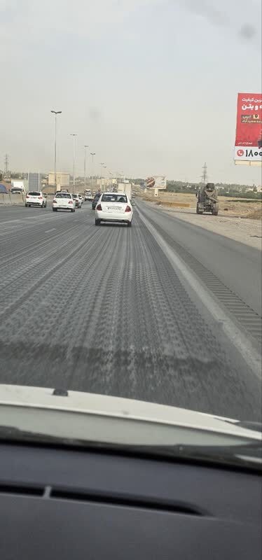 کهنگی آسفالت در جاده قزوین به کرج