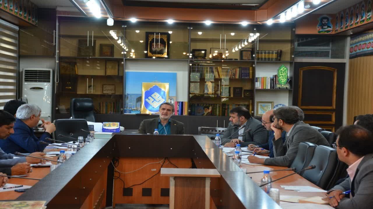 جلسه کمیسیون ساماندهی اتباع و مهاجرین خارجی در اصفهان 
 