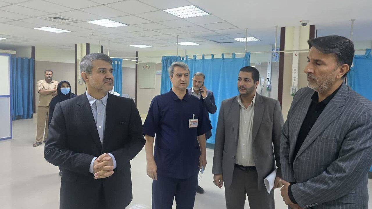 لزوم توجه بیش از پیش به مراجعین بیمارستان ها