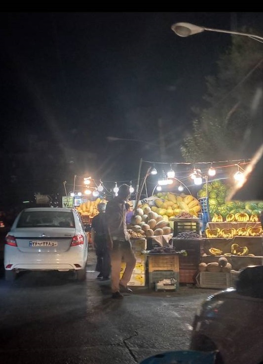 فروش میوه با برق مجانی